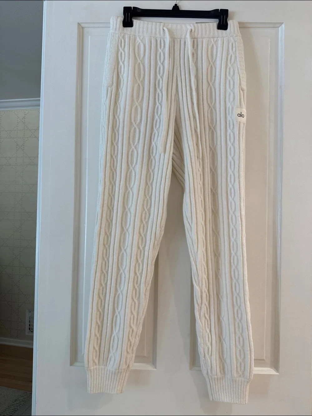 ALO Yoga Ivory Cable-Knit Drawstring Joggers